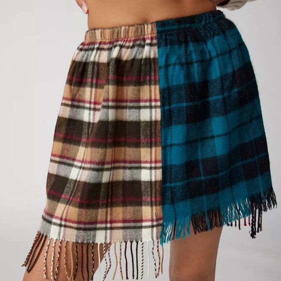 NWT UO Urban Renewal Remade Plaid Scarf Mini Skirt - Picture 11 of 11